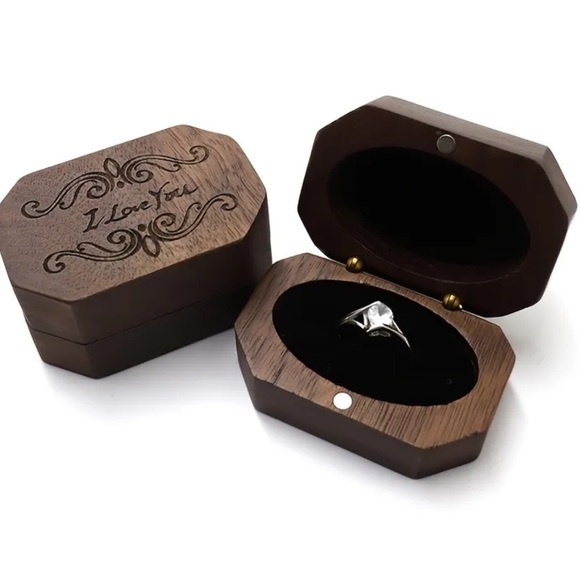 Carved Ring Box - Picture 7 of 8